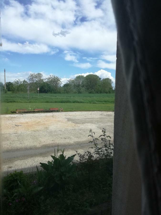 Reggiolo Agriturismo Boschi מראה חיצוני תמונה